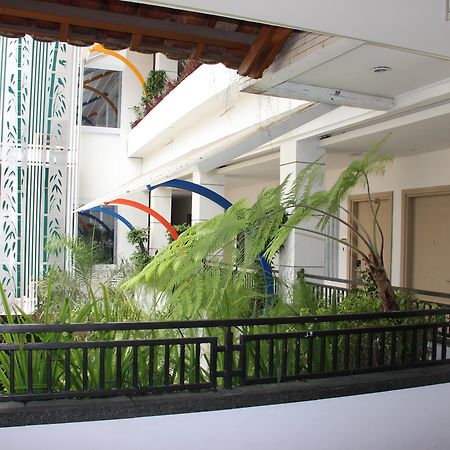 Mutiara Hotel And Convention Bandung Buitenkant foto