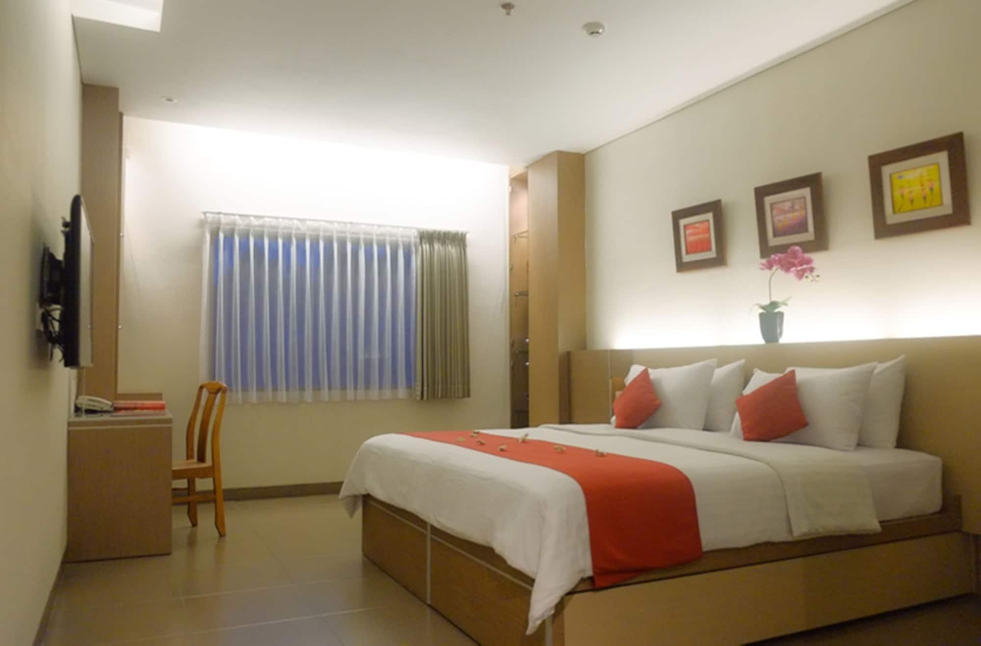 Mutiara Hotel And Convention Bandung Buitenkant foto