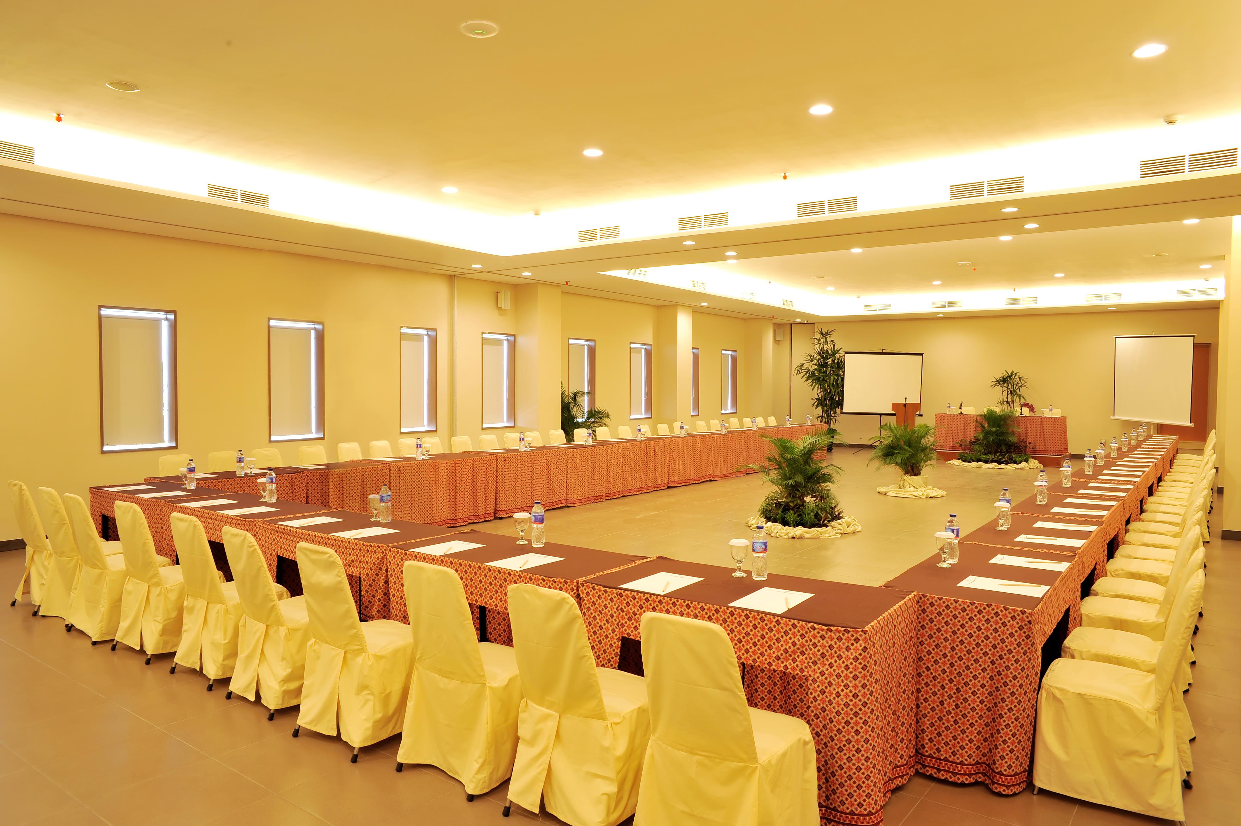 Mutiara Hotel And Convention Bandung Buitenkant foto